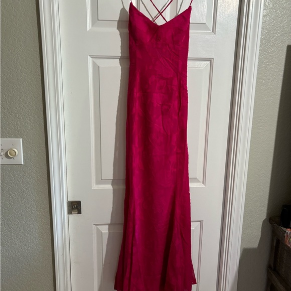 NWT Runaway the Label: Florenza Maxi Dress - Fuchsia - Small AND Medium - Picture 8 of 13